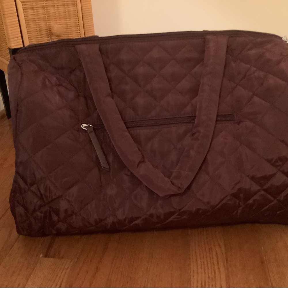 NWOT!  Roomy, quilted, Weekender bag